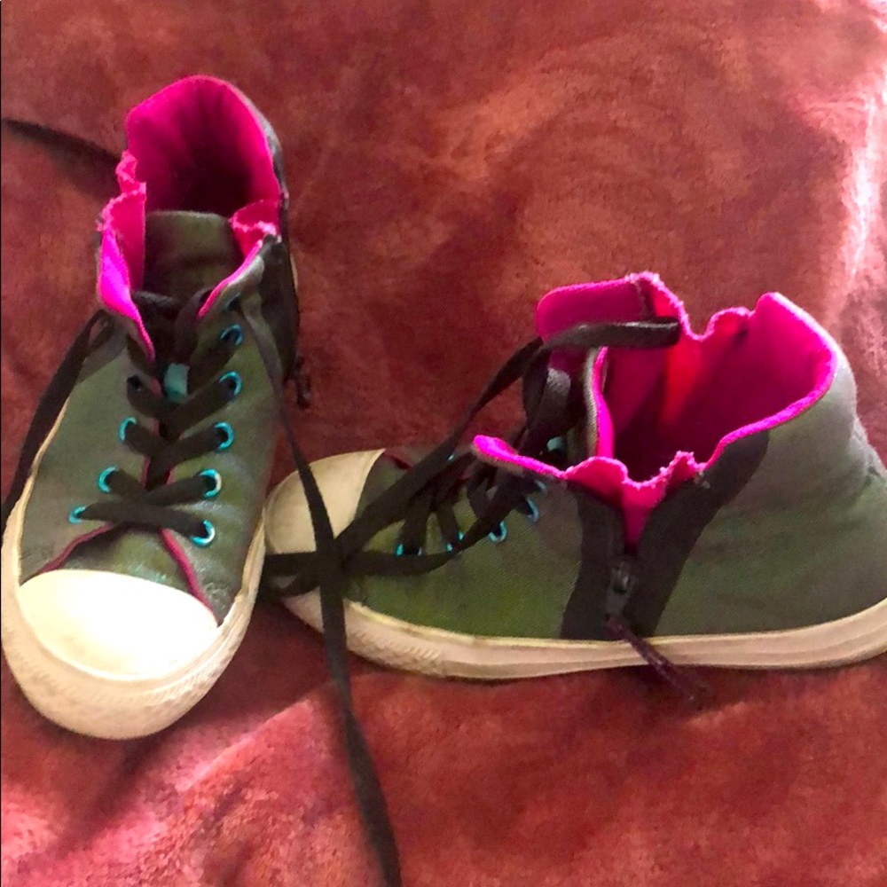 Girls Shoes